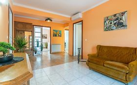 Apartments Virna